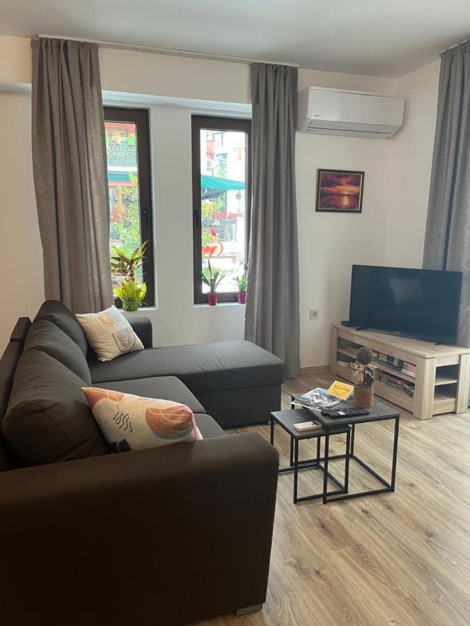 Studio Marrone On Bogoridi Burgas Extérieur photo