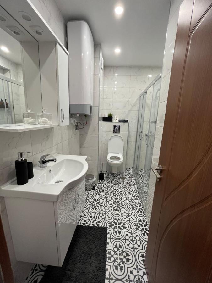 Studio Marrone On Bogoridi Burgas Extérieur photo